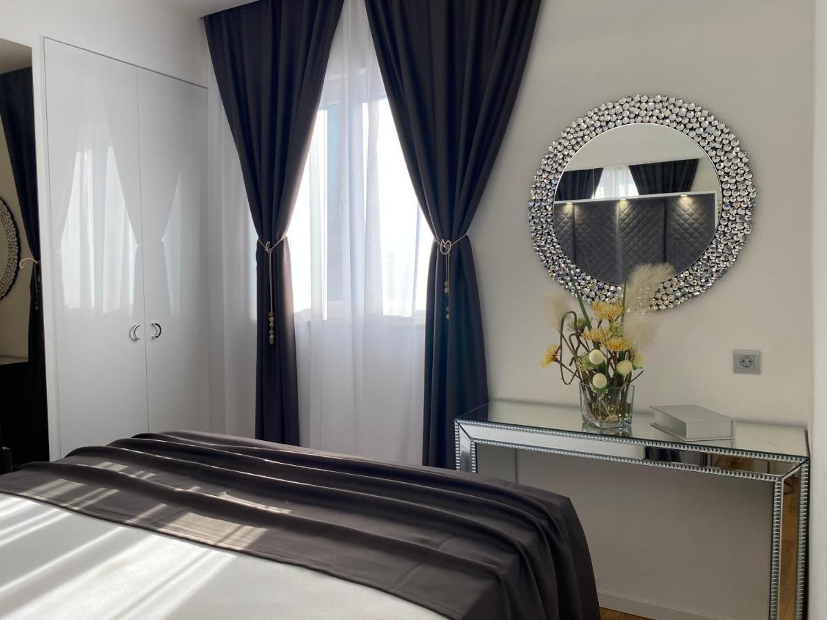 Apartament Skypool 77 With Private Pool *